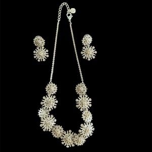 Brilliant Gold Tone,Gold Rhinestone Star/Snowflake Necklace and Earrings